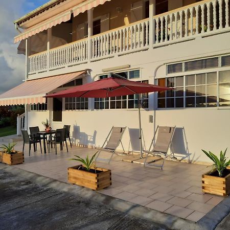 Maison du bien etre Baie mahault Extérieur photo