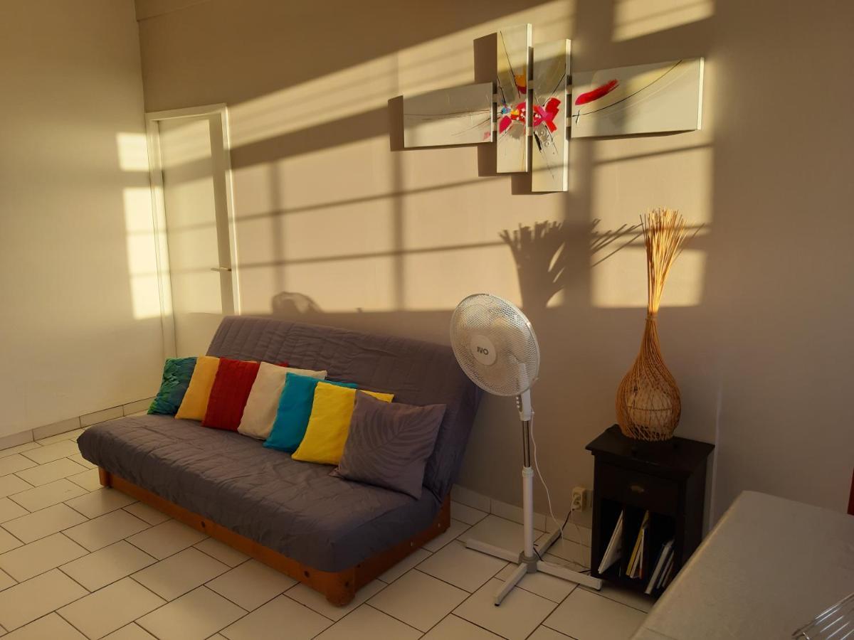 Maison du bien etre Baie mahault Extérieur photo